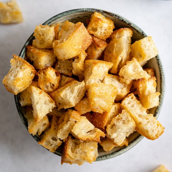 Sourdough Croutons