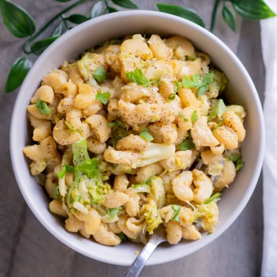 Vegan Broccoli Mac and Cheese