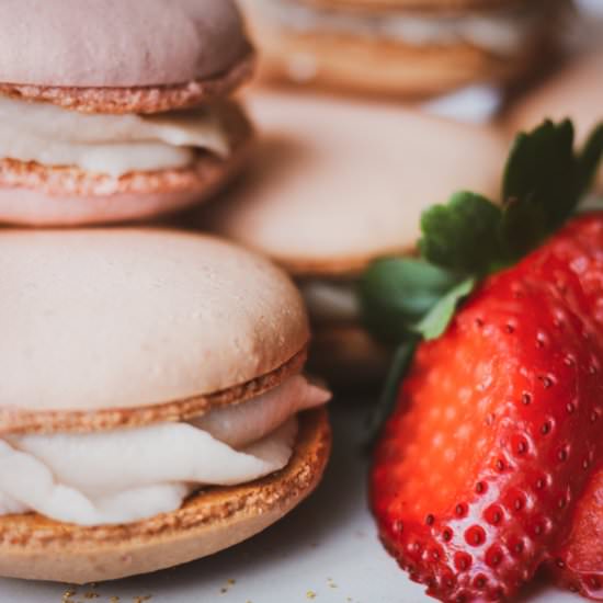 Strawberry Milkshake Macarons