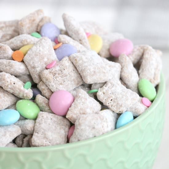 Easter Bunny Chow Snack Mix
