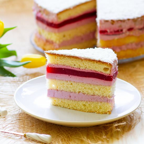 Raspberry cake