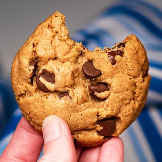 Best Vegan Chocolate Chip Cookies