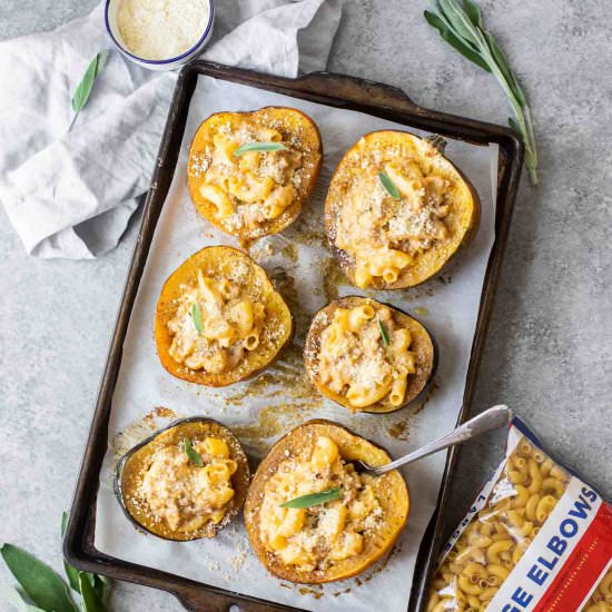 Mac & Cheese Stuffed Acorn Squash