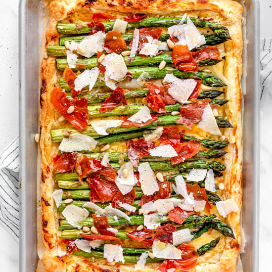 Asparagus Tart with Prosciutto