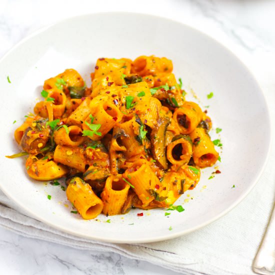 Spicy Artichoke & Mushroom Pasta