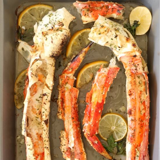 Crab Legs in Garlic Butter