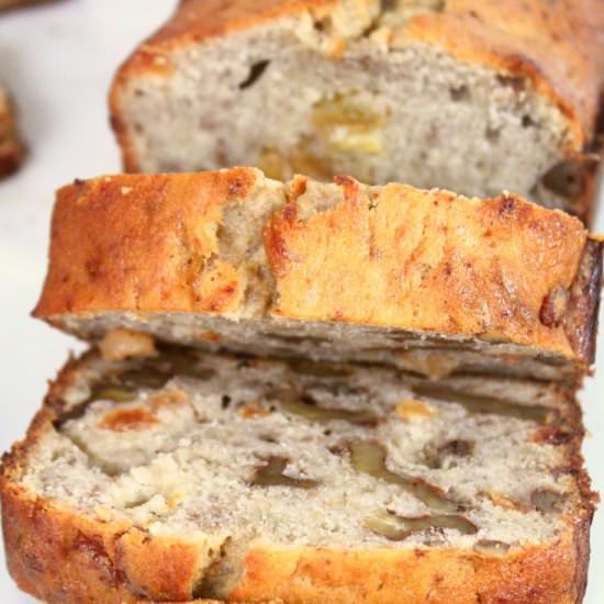 BANANA AND WALNUT BREAD