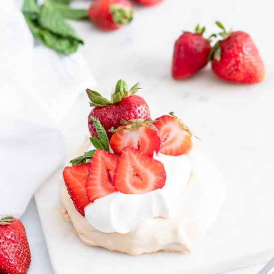 Strawberry Mini Pavlova