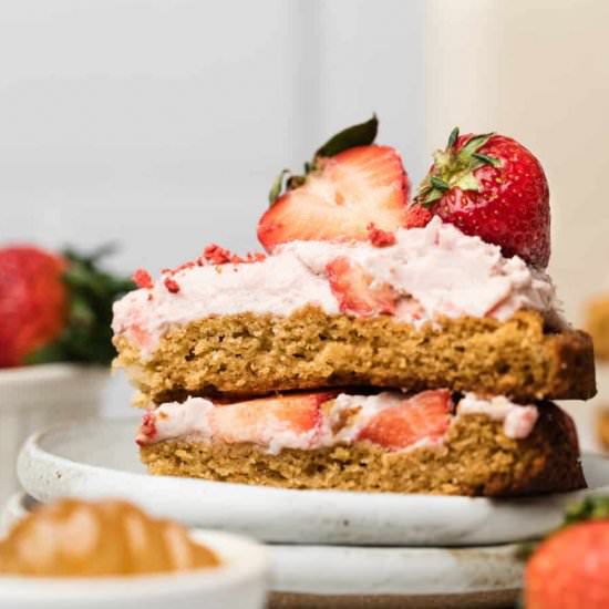 GF Strawberry Shortcake Cake