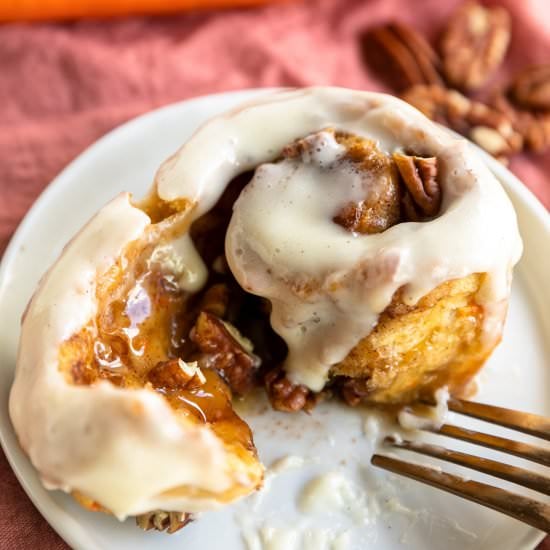 Caramel Pecan Cinnamon Rolls