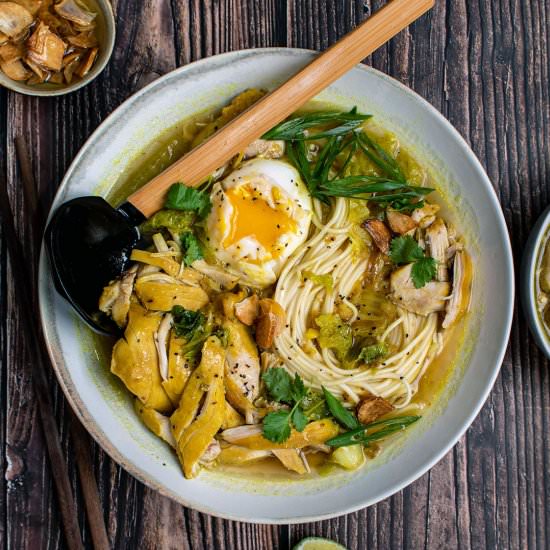 Lemongrass turmeric chicken soup