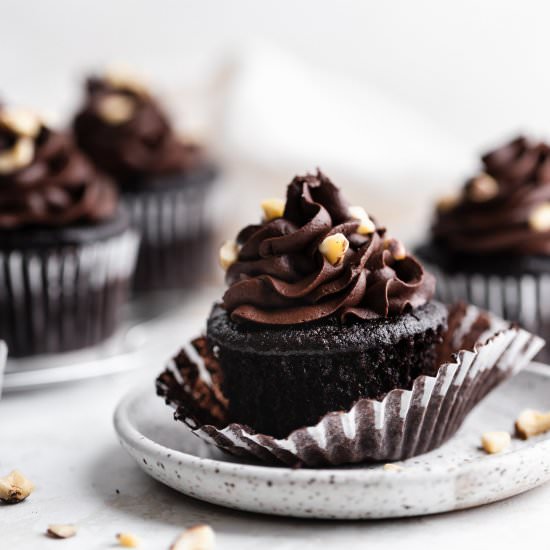 Nutella Filled Chocolate Cupcakes
