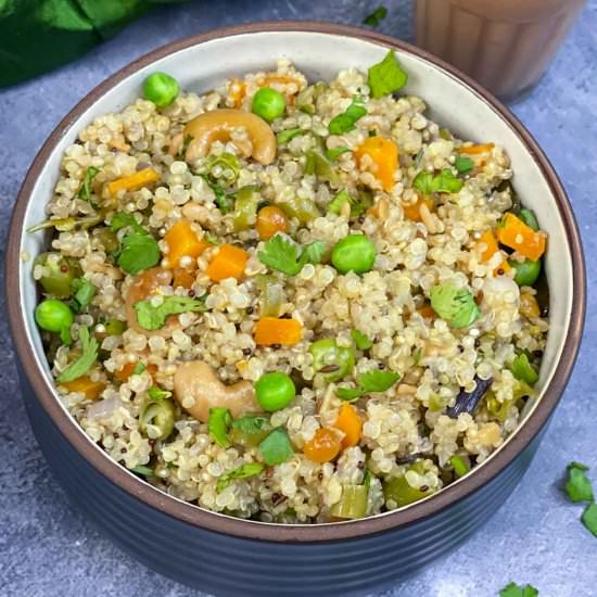Vegetable Quinoa Upma
