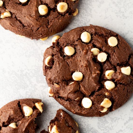 Chocolate Cake Mix Cookies