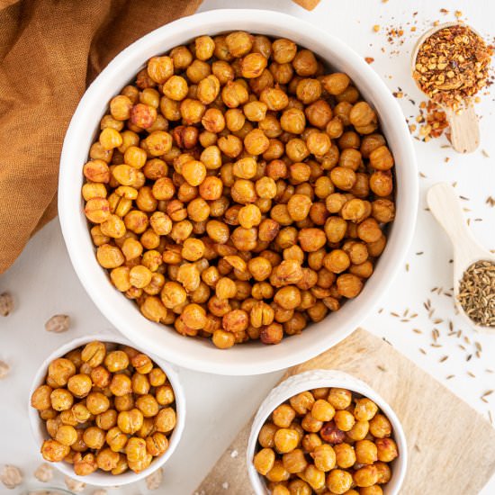 crunchy roasted chickpeas