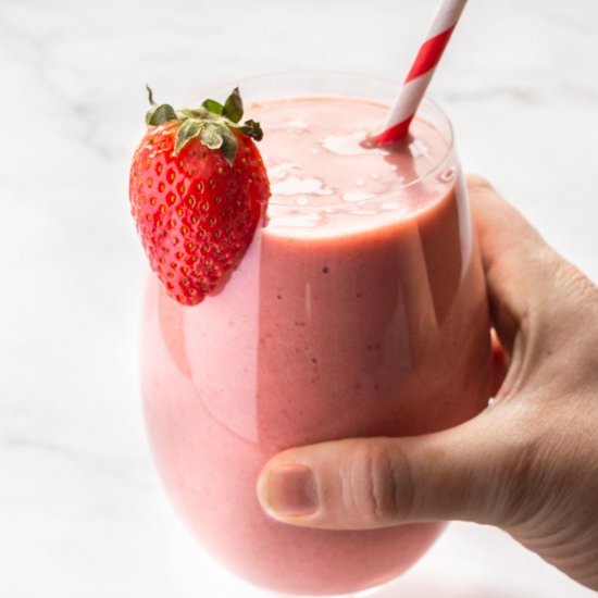 Vegan Strawberry Banana Smoothie