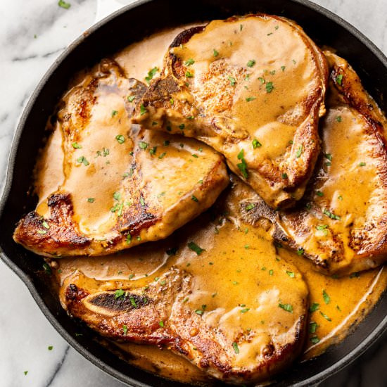 easy smothered pork chops