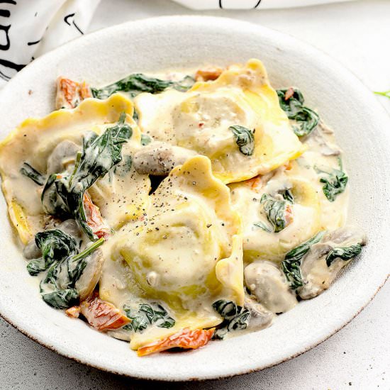 Mushroom Ravioli sauce