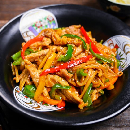 Chinjao Rosu Pepper Steak Stir Fry