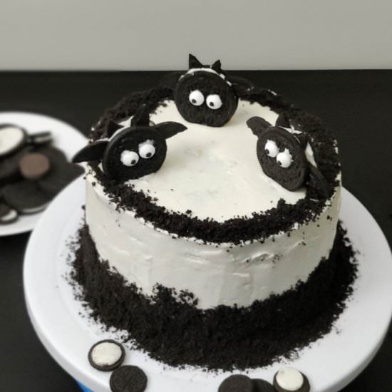Eggless Oreo Cake