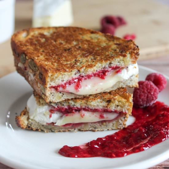 Griled Brie Cheese Sandwich