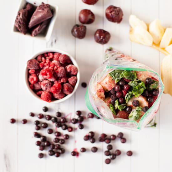 Meal Prepped Berry Smoothie Bags
