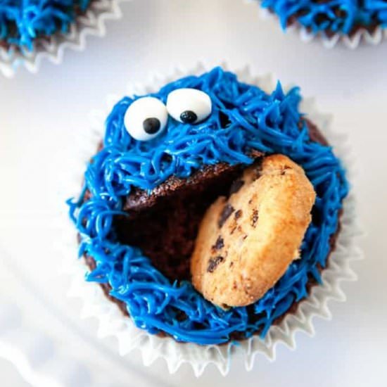 Fun Cookie Monster Cupcakes