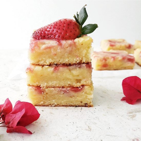 Strawberry Swirled Blondies