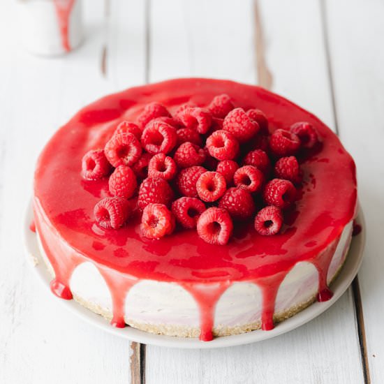 Vegan Raspberry Cheesecake