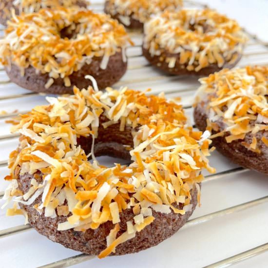 Low Carb Toasted Coconut Donut