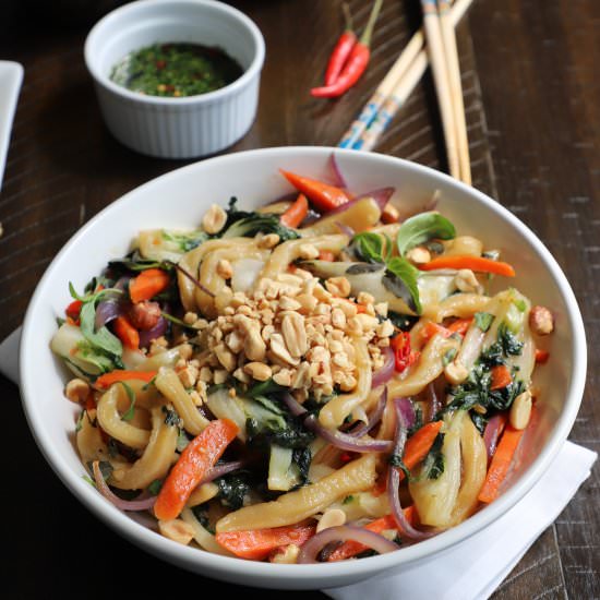 Thai Basil Veggie Hand Cut Noodles