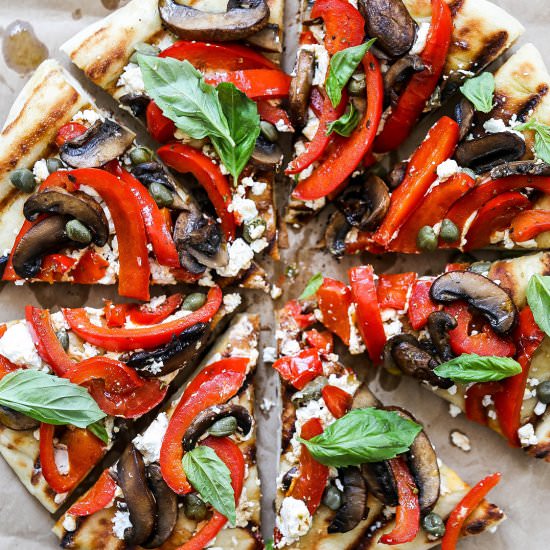 Grilled Pepper and Mushroom Pizza