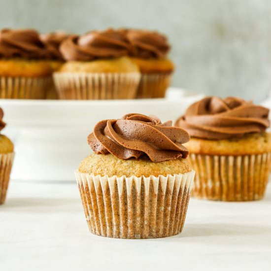 Chocolate Frosted Banana Cupcakes