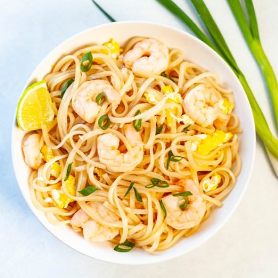 RICE NOODLES WITH EGG AND SHRIMP