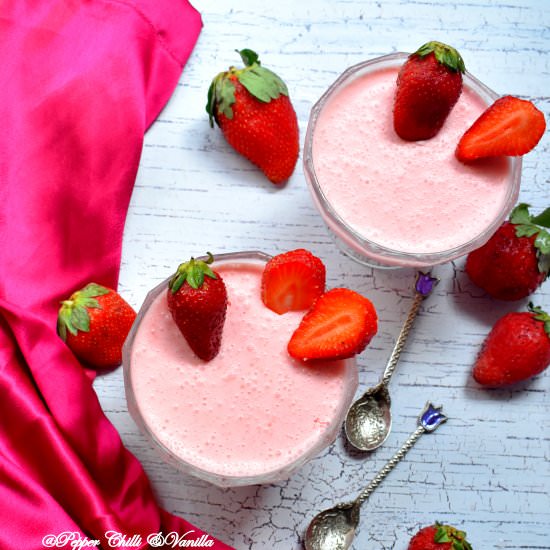 Quick Strawberry Mousse