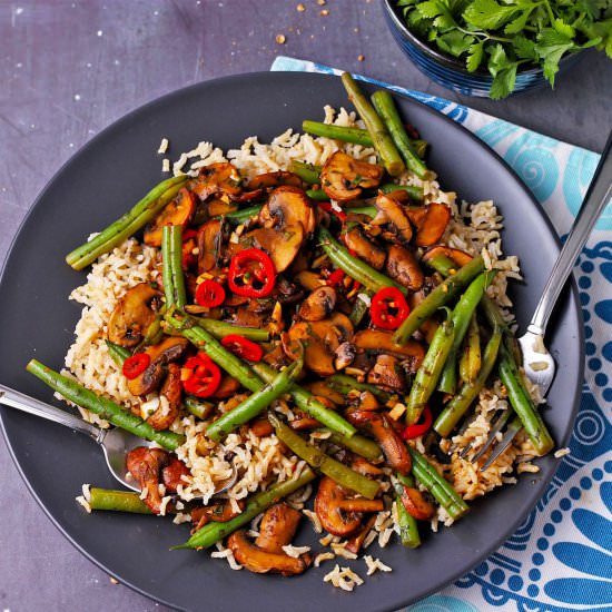 Green bean mushroom stir-fry