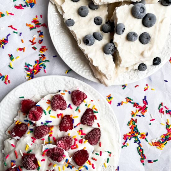 Greek Yogurt Breakfast Bark
