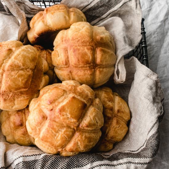 Pineapple Bun (Bolo Bao)