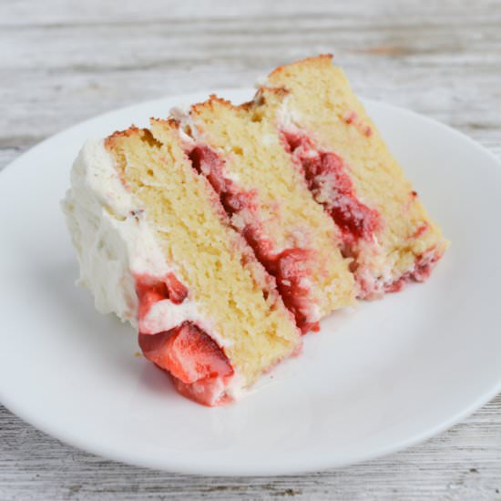 keto strawberry shortcake cake