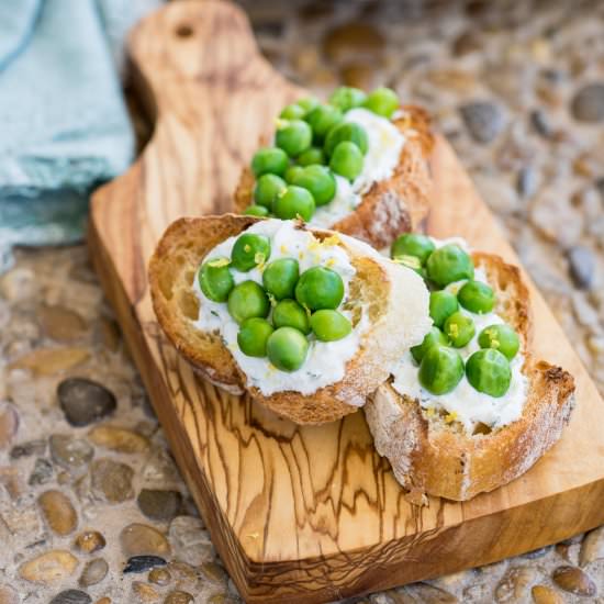 Sweet Pea Ricotta Crostini
