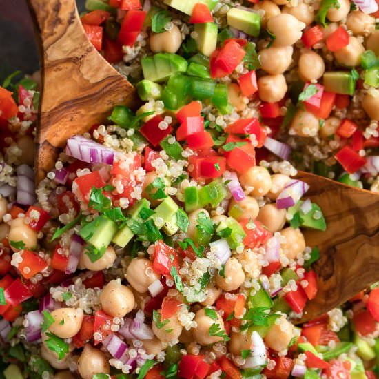 Quinoa Chickpea Salad