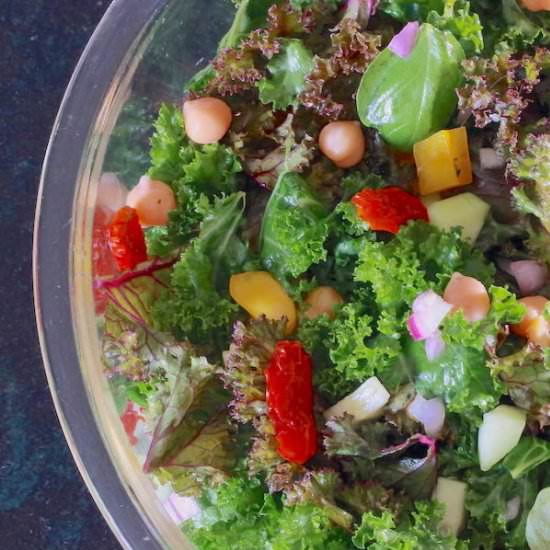 Kale and Chickpea Salad