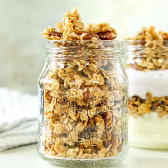 Maple Vanilla Pecan Granola
