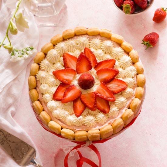 Easy StrawberryCharlotte Cake