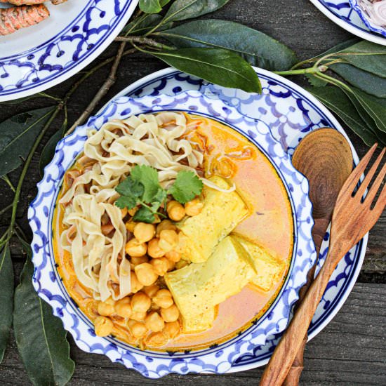 Vegan Khao Soi