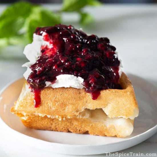 Cardamom Blackberry Sauce for Waffl