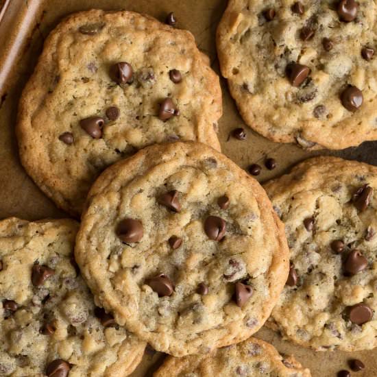 Chocolate Chip Walnut Cookies