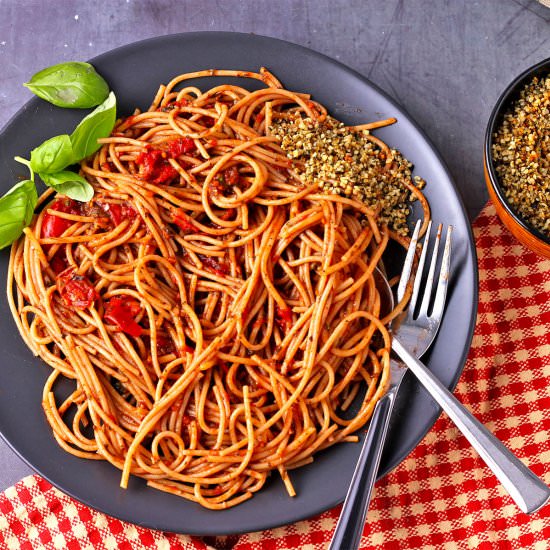 speedy spicy spaghetti arrabbiata
