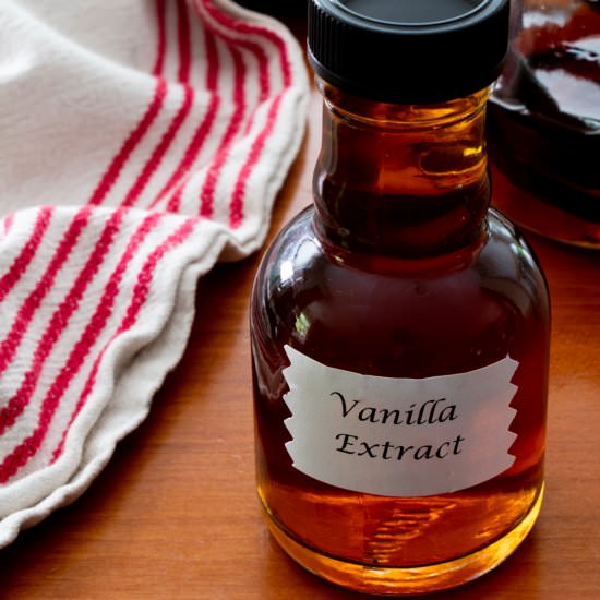 Homemade Vanilla Extract