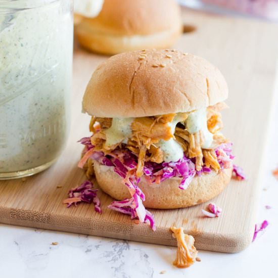 Slow Cooker Sriracha Chicken Slider